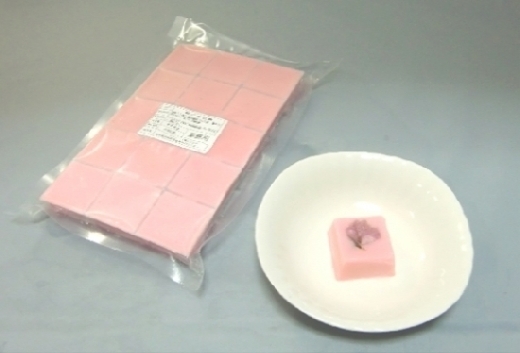 桜ごま豆腐